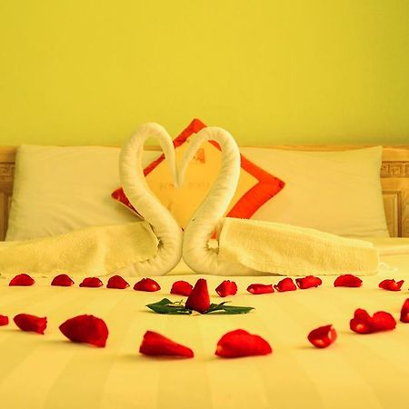 Nhu Phu Hotel Hue Zewnętrze zdjęcie