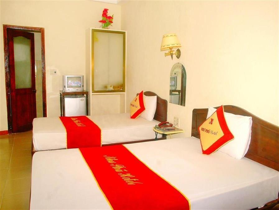 Nhu Phu Hotel Hue Zewnętrze zdjęcie