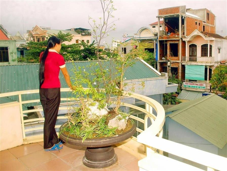 Nhu Phu Hotel Hue Zewnętrze zdjęcie